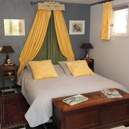 La Courtesie - Charming 3*